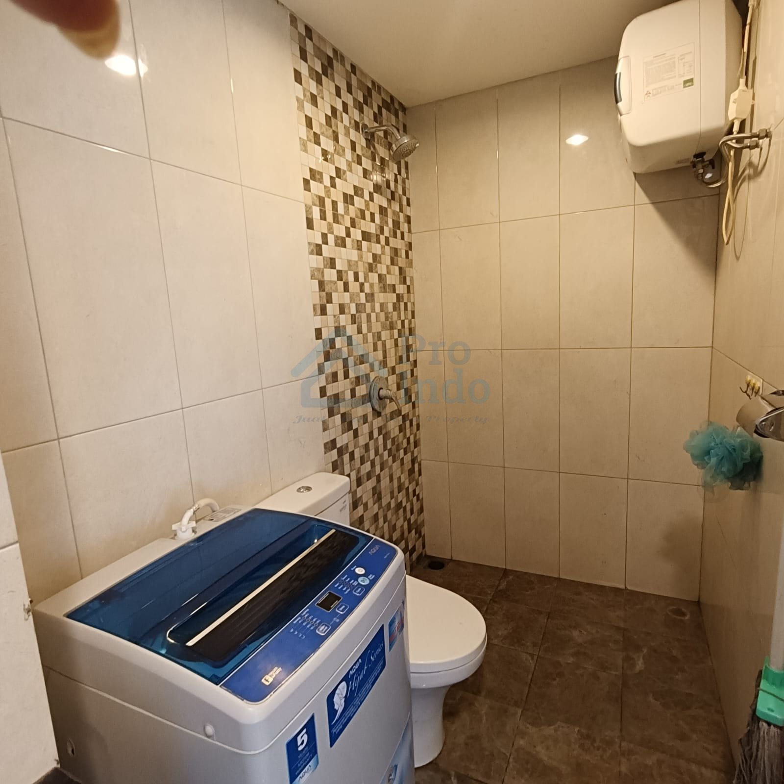 Disewakan Apartemen Trivium Lippo Cikarang 2 Kamar Tidur Semi Furnished