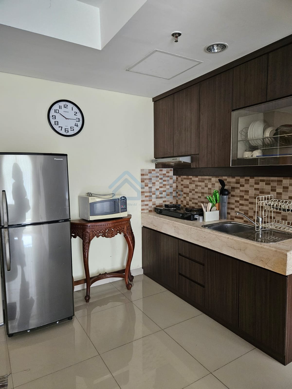 Disewakan Apartemen Trivium Lippo Cikarang 2 Kamar Tidur Semi Furnished