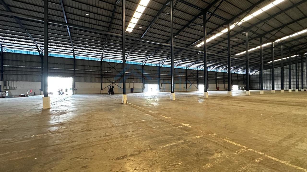 Disewakan Gudang Loading dock luas 15.000m2 di Marunda