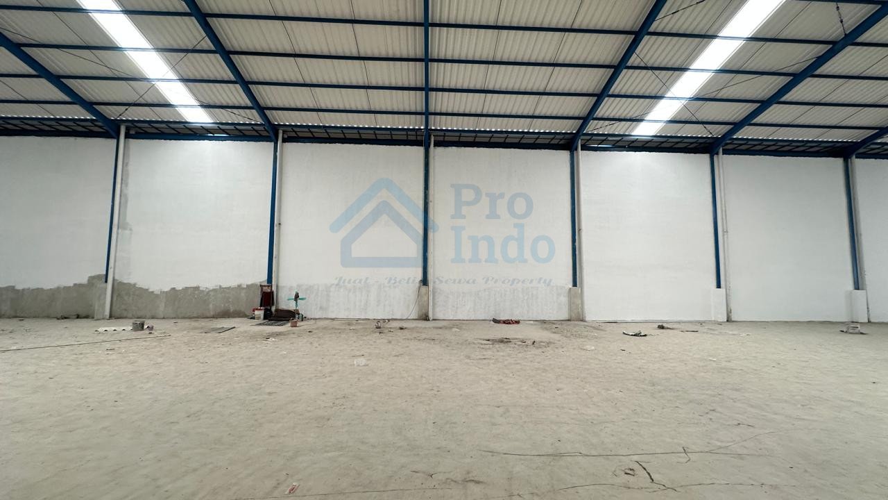Disewakan Gudang/Pabrik Baru Bagus dengan Luas 1400M2 di Dalam Kawasan Industri Cikarang