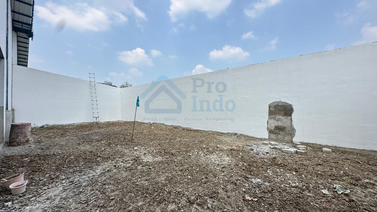 Disewakan Gudang/Pabrik Baru Bagus dengan Luas 1400M2 di Dalam Kawasan Industri Cikarang