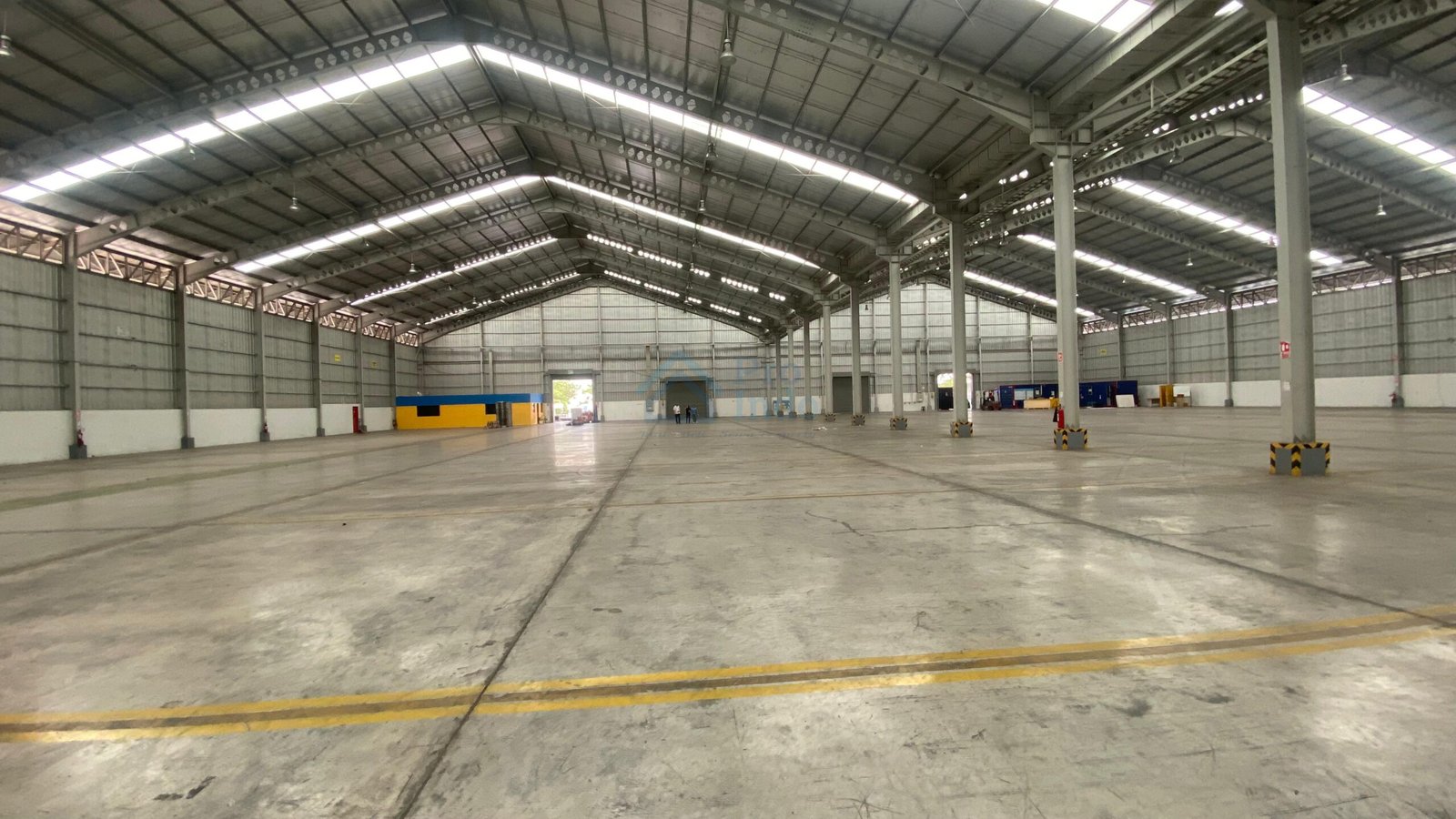 Disewakan Gudang Luas 8.000m2 di Dalam Kawasan Industri Deltamas